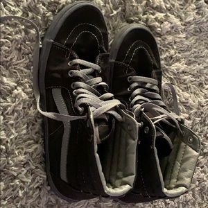 💥🔔High-top Vans size 10